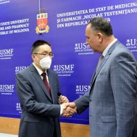 Ambasadorul Extraordinar și Plenipotențiar al Republicii Populare Chineze în Republica Moldova, E.S. dl YAN Wenbin